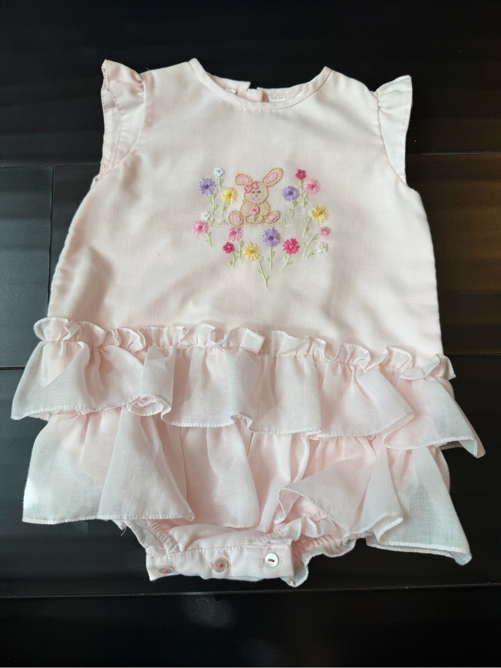Sarah Louise Pink Ruffle Baby Romper with Embroidered Bunny and Flowers Euc 12 m